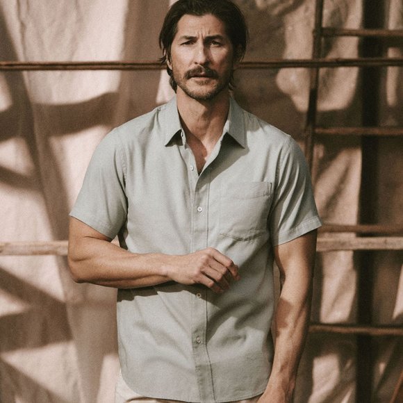 Buck Mason Other - Buck Mason DRAPED TWILL S/S ONE POCKET SHIRT